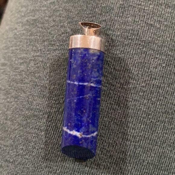 Blue Lapis Pendant set in Sterling Silver - Picture 3 of 9